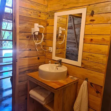 Falcoaria سيتوبال